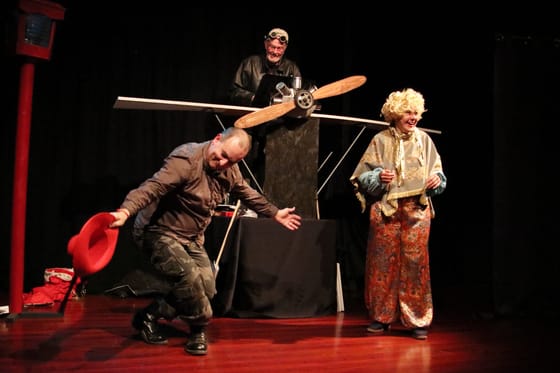 Photo 6 sur 16 du spectacle Le Petit Prince, par L'Art Semeur